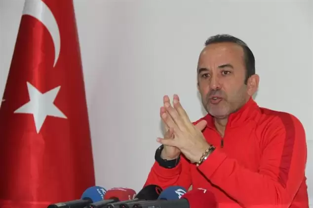 Mehmet Özdilek: "Beşiktaş maçı kolay olmayacak"