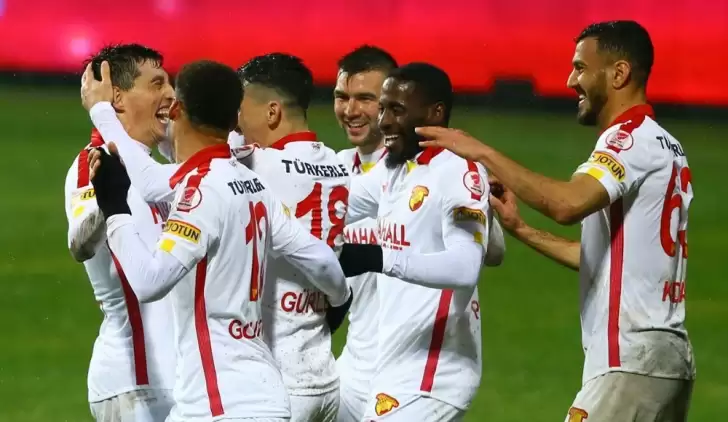 Özet - Göztepe kupada çeyrek finalde