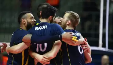 Fenerbahçe 5 setin sonunda galip