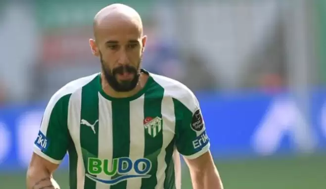 Sosyal medya Latovlevici'nin paylaşımını konuşuyor