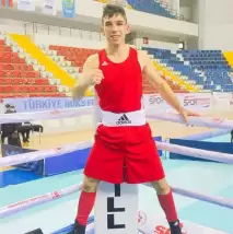 Osmaniyeli boksör milli takım hazırlık kampına davet edildi