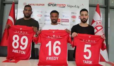 Antalyaspor 3 transferine imza attırdı