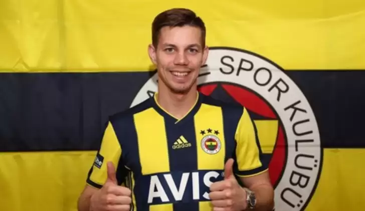 Fenerbahçe yeni transferini resmen açıkladı!