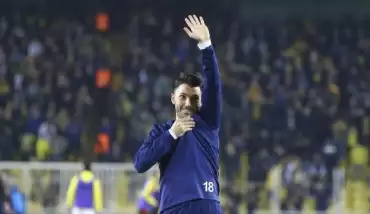 Tolgay neden kırmızı kart gördü? İşte nedeni!