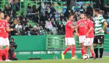 Benfica, Sporting Lizbon'u deplasmanda farklı geçti! 2-4