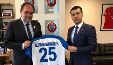 TFF Başkanı Demirören, BB Erzurumspor Başkanı Üneş ile bir araya geldi