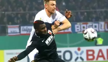Almanya Kupası'nda Augsburg, Holstein Kiel'i tek golle geçti