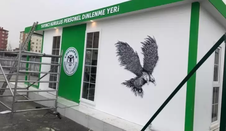 Konyaspor'dan yayıncı kuruluş çalışanlarına büyük jest!