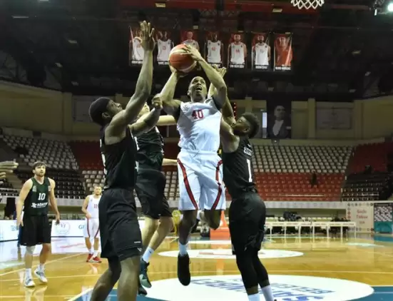 Gaziantep Basketbol, Adatıp Sakarya Büyükşehir Belediye Basketbol'u farklı geçti