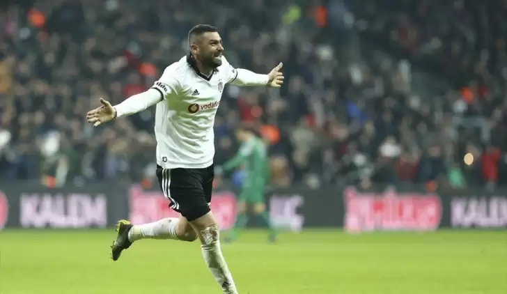 Burak Yılmaz'ın sosyal medya paylaşımı! "Allah razı olsun..."