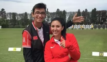 Mete Gazoz ve Yasemin Anagöz'e büyük gurur!