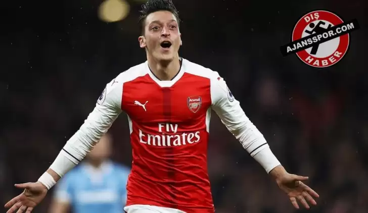 UEFA Avrupa Ligi maçı öncesi Mesut Özil'e şok! Kadroya...