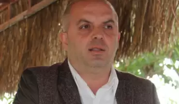 Başkandan deplasmanda rüya gibi evlilik teklifi