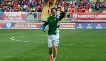 Mehmet Akyüz: ''Orta hakeme teşekkür ederim. 1 puanı rakibe hediye etti''