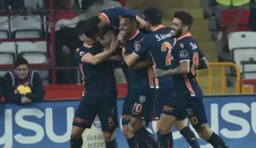 Robinho: "Aynı ciddiyetle maçlarımıza hazırlanmamız lazım"