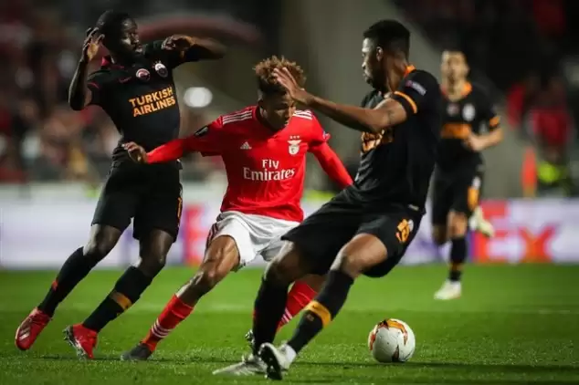 Galatasaray - Benfica maçında Arsenal hangi yıldızı izledi?