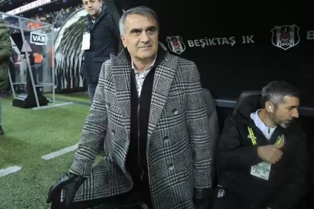 Beşiktaş'ta yıkımın sorumlusu olarak Şenol Güneş gösteriliyor