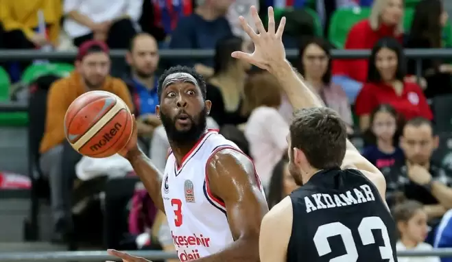 Bahçeşehir Koleji sahasında galip!