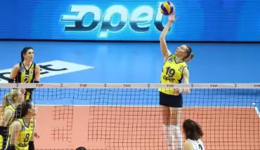 Fenerbahçe Opet, Karayolları'nı 3-0 yendi