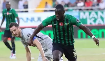 Akhisarspor forması giyen Manu'nun cezası açıklandı!