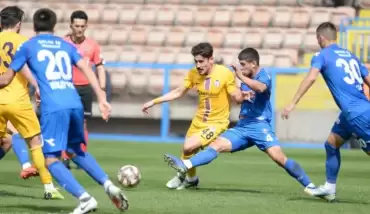 Afjet Afyon, Karabükspor'u rahat geçti