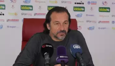 Yusuf Şimşek: "Takımın küme düşmeyeceğine inanıyorum"