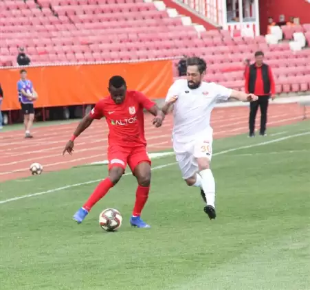 Balıkesirspor Baltok, Adanaspor'a şans tanımadı! 1-0