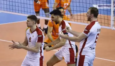 Galatasaray, Tokat Belediye Plevne'yi 3-1 yenerek yarı finale yükseldi