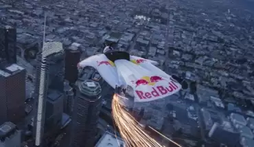 Los Angeles’te nefes kesen gece atlayışı