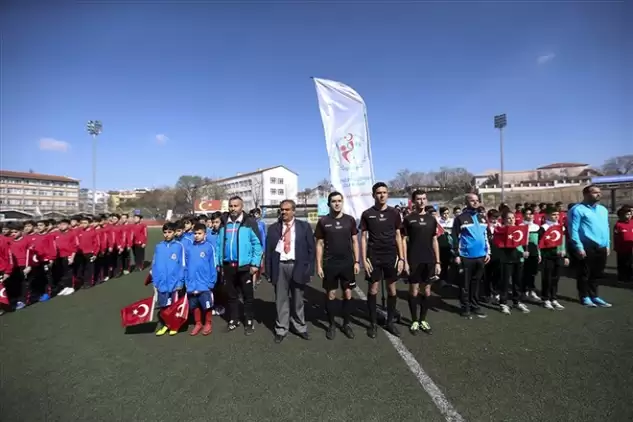 Futbol Altyapı Gelişim Projesi Turnuvası başladı