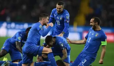 İtalya, Finlandiya'yı 2-0 mağlup etti