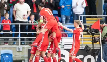 Galler, Slovakya'yı mağlup etti