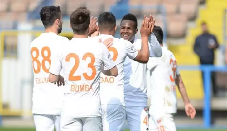 Adanaspor deplasmanda tek attı, 3 aldı!