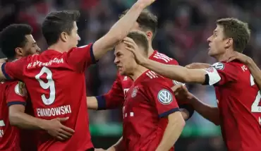 Bayern Münih, Almanya Kupası'nda yarı finale yükseldi! 5-4