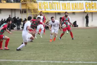 Bayburt evinde berabere kaldı