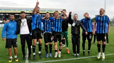 Karacabey Belediyespor, sahasında Kocaelispor’u 2-1 mağlup etti