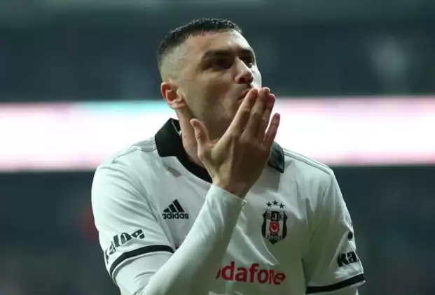 Burak Yılmaz: "Beşiktaş'ın bana benim de Beşiktaş'a ihtiyacım var"