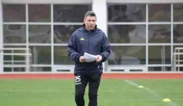 İlhan Özer: "Cesur olmayı öğretiyoruz"