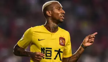 Talisca'dan şok haber!