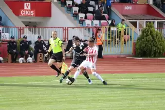Kahramanmaraşspor sahasında Manisa Büyükşehir Belediyespor’a 5-2 mağlup oldu