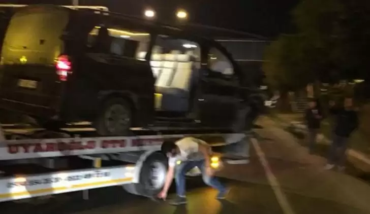 Alanyasporlu futbolcuları taşıyan araç kaza yaptı: Sural hayatını kaybetti!